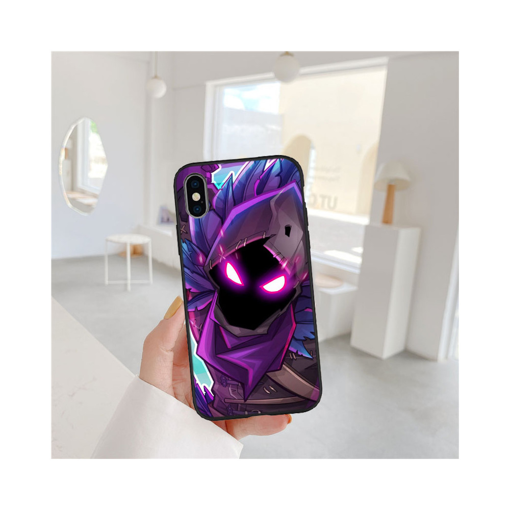 Coque iPhone 15 Fortnite Personnage Corbeau Violet - Design Unique