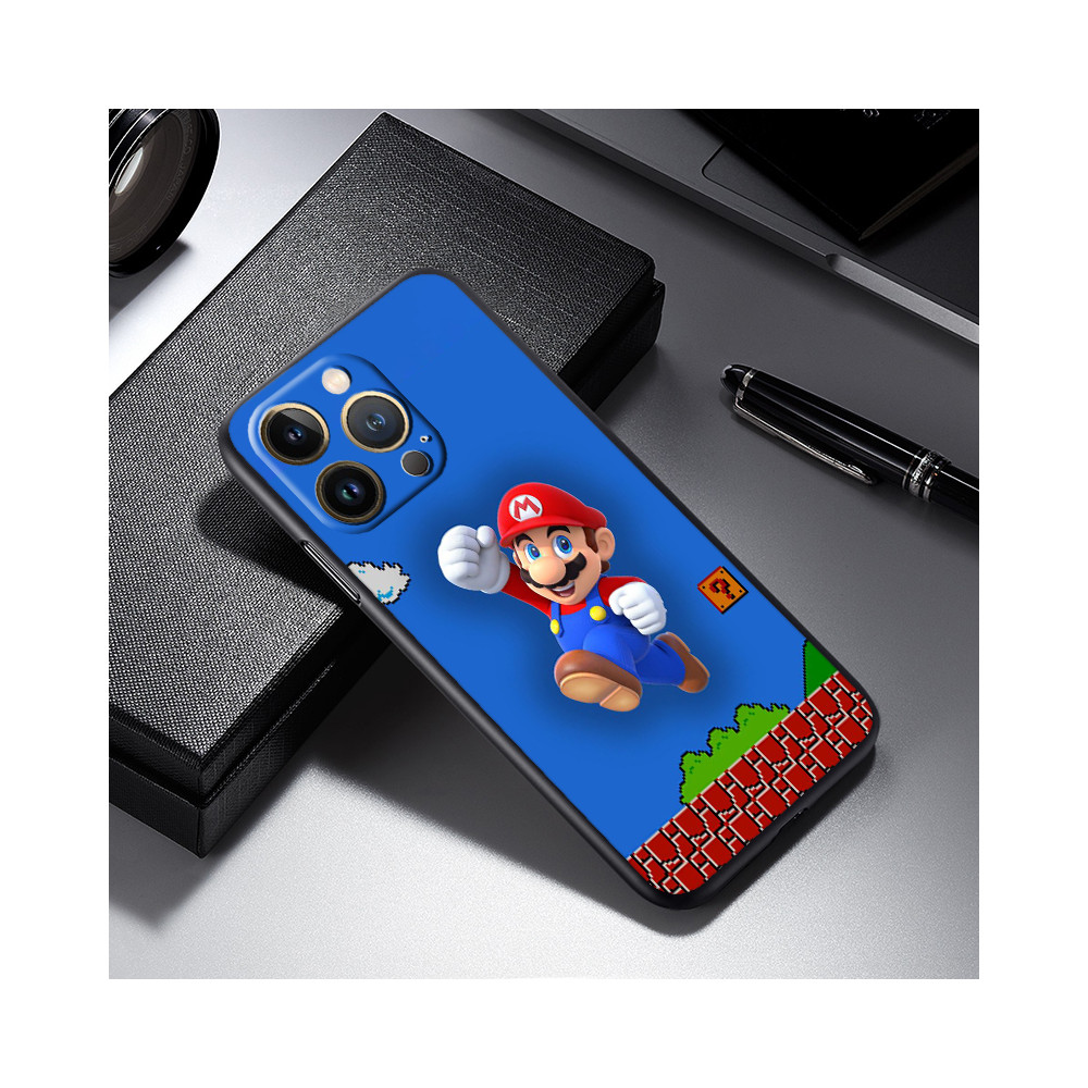 Coque iPhone 12 mini Mario : Sautez dans l'aventure avec style!