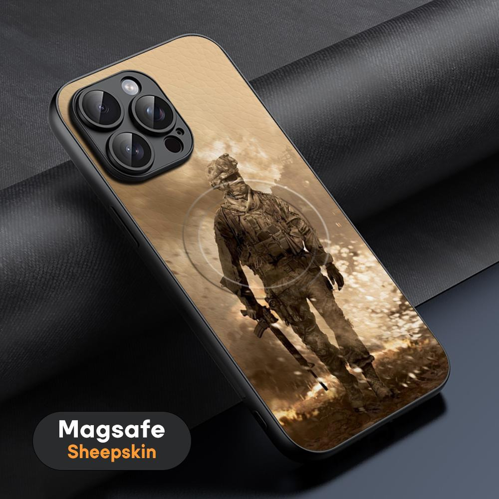 Coque iPhone MagSafe en cuir de mouton avec motif militaire