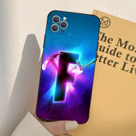 Coque iPhone 14 Pro Fortnite Battle Royale - Design Exclusif