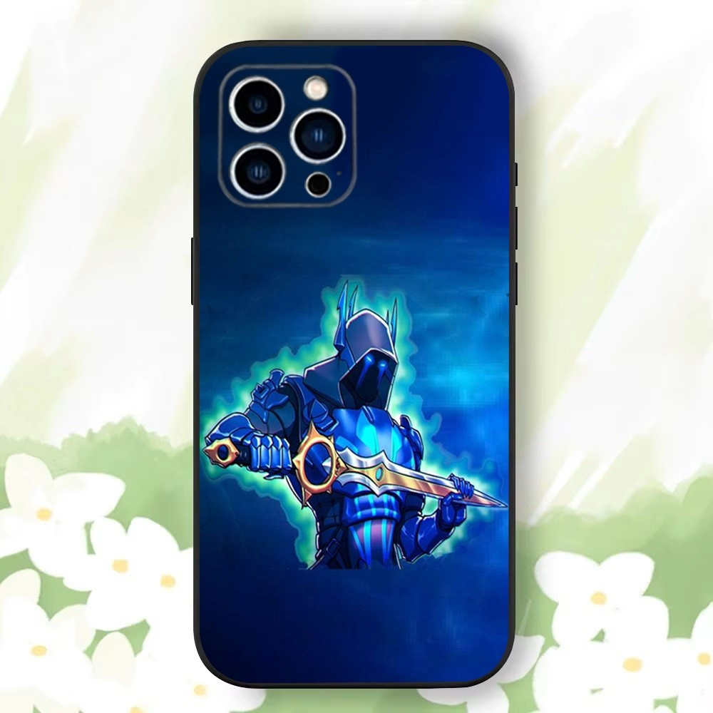 Coque iPhone 16 Pro Chevalier Noir Fortnite - Protection Optimale & Design Unique