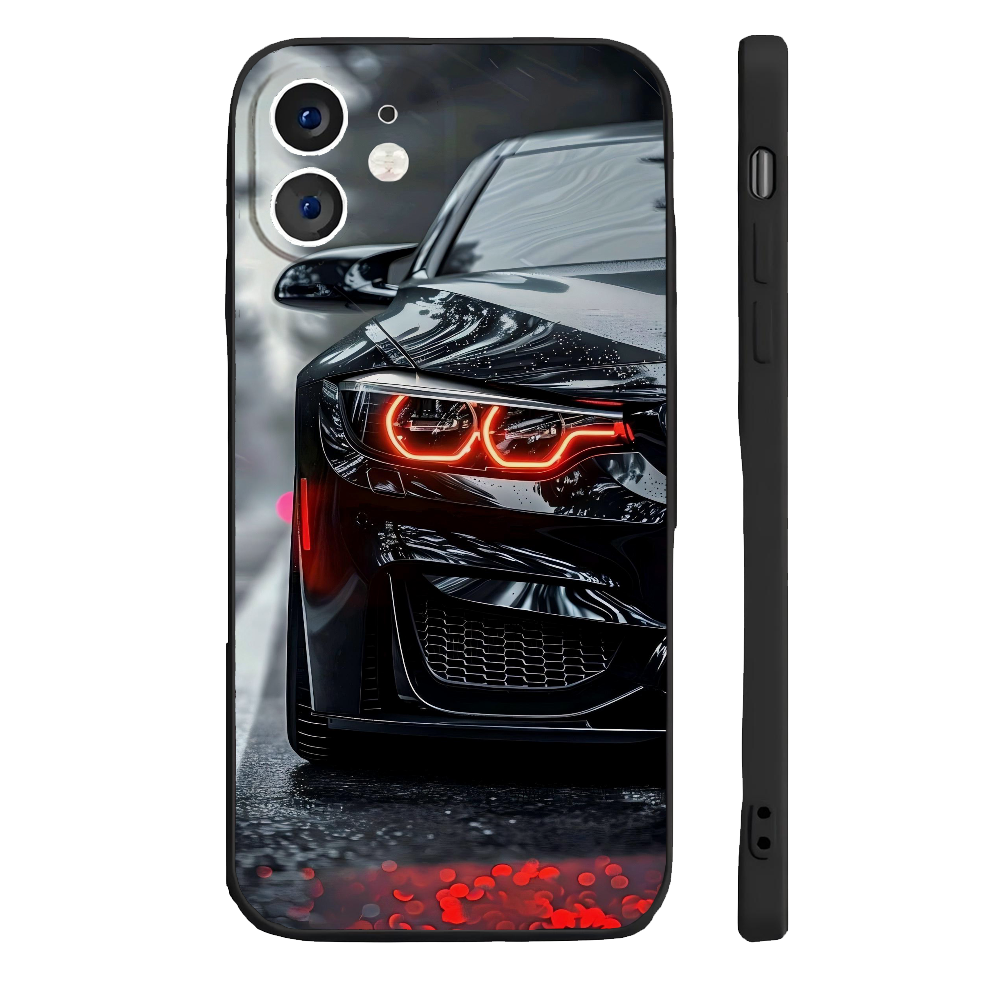 Coque iPhone 15 Voiture Sport Noire et Phares Rouges