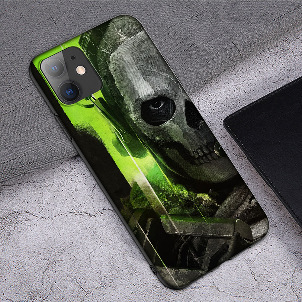 Coque iPhone 11 Tête de Mort Style Ghost Vert Fluorescent