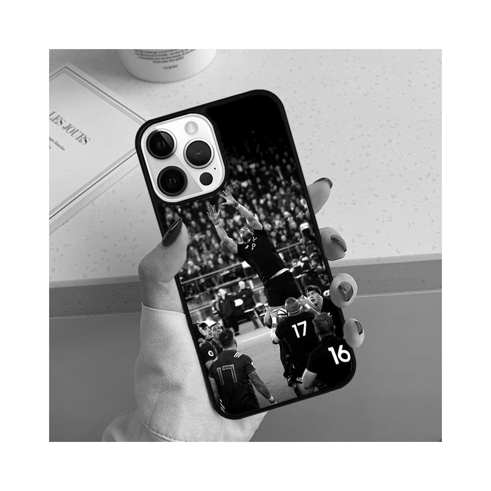 Coque iPhone 13 mini Rugby All Blacks - Action en Noir et Blanc