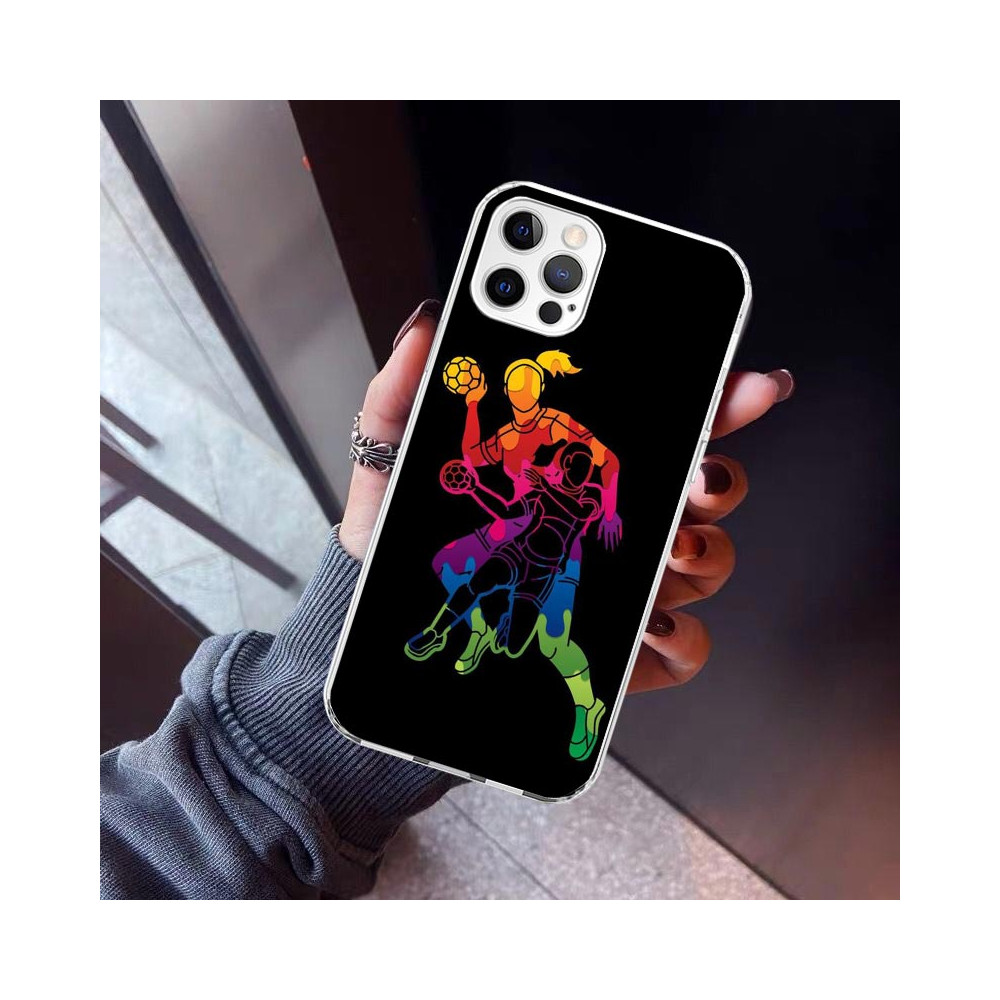 Coque iPhone Handball : Joueuses en Action Arc-en-Ciel