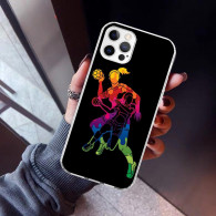 Coque iPhone 13 Handball : Joueuses en Action Arc-en-Ciel